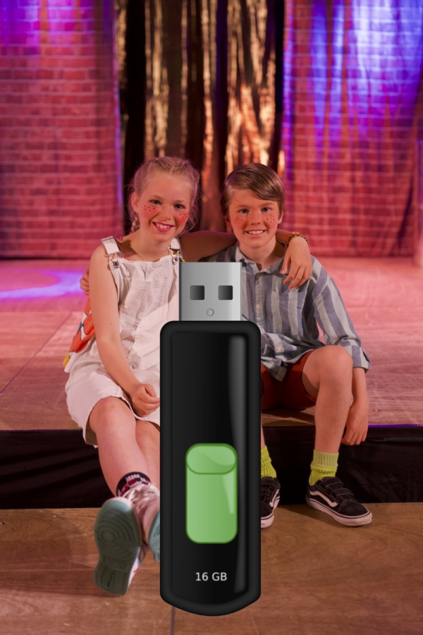Charlie op USB-stick! (2024) video registratie